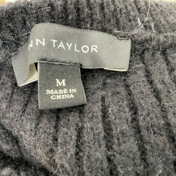 Ann Taylor Loft Women’s Alpaca Wool Blend Chunky Cable Knit sweater Sz M Black - Picture 3 of 10